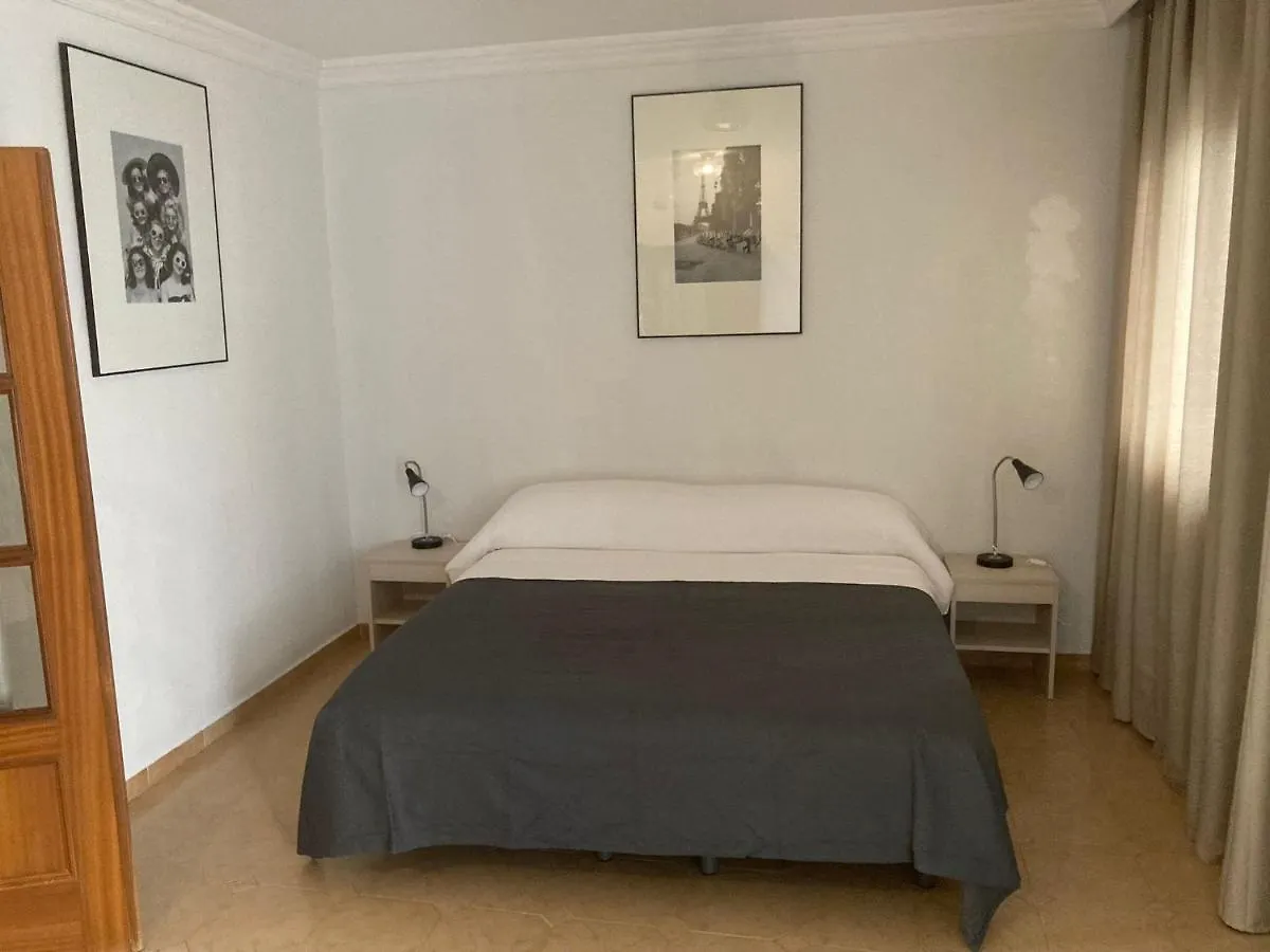 Calle Malaga Marbella 0*,  Spanyolország
